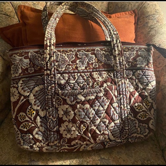 Vera Bradley Tote - Picture 1 of 4